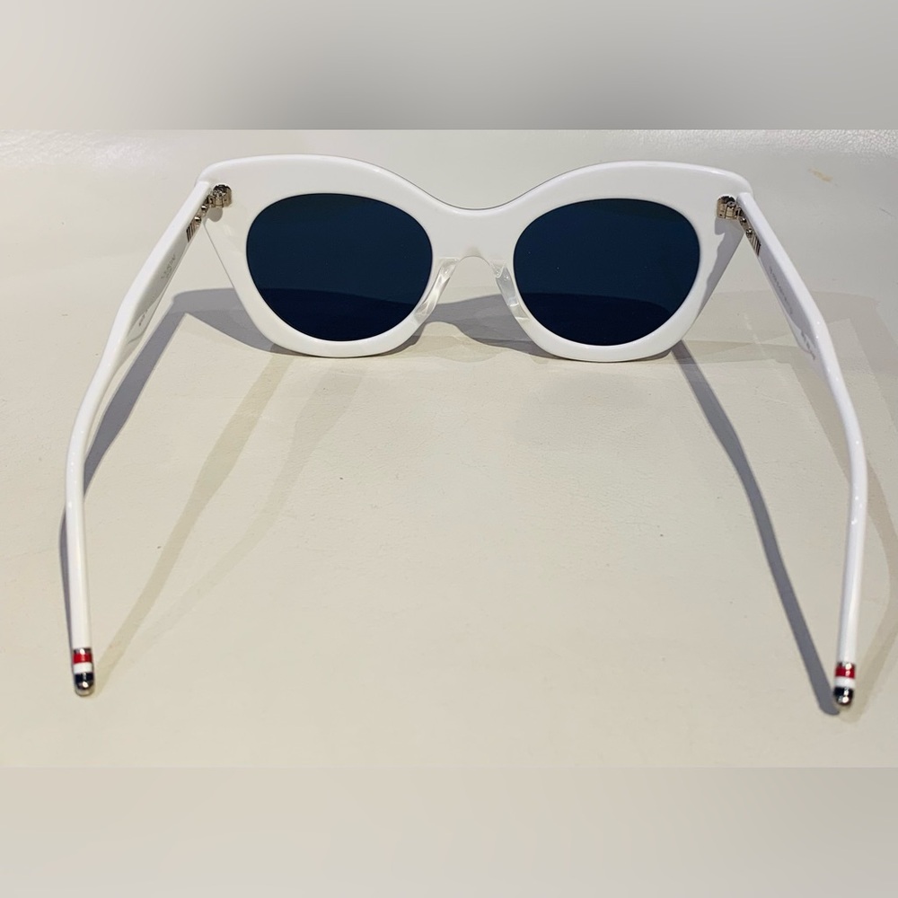 New Women’s Thom Browne Sunglasses - Picture 8 of 11